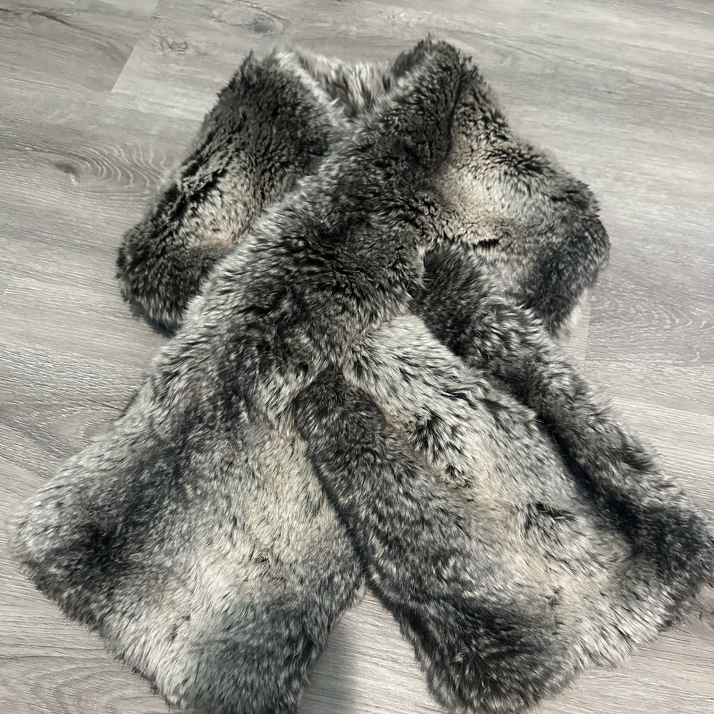 Loft Faux Fur Scarf